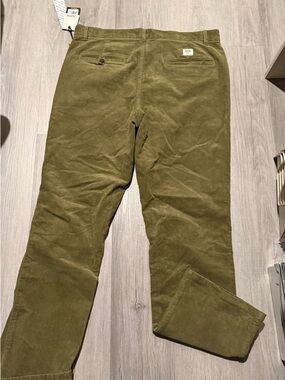 Katin Men's Olive Green Corduroy Pants